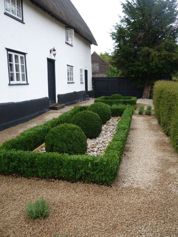 Topiary box hedge & sphere's with cobbles, Garden Cambridge